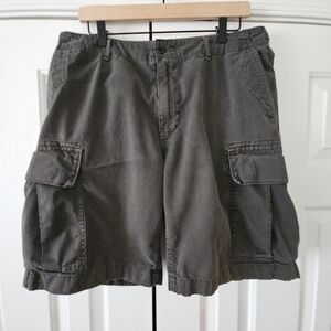 J.Crew Men's Size 34 Green Cotton Cargo Shorts Button Pockets Flat Front Casual